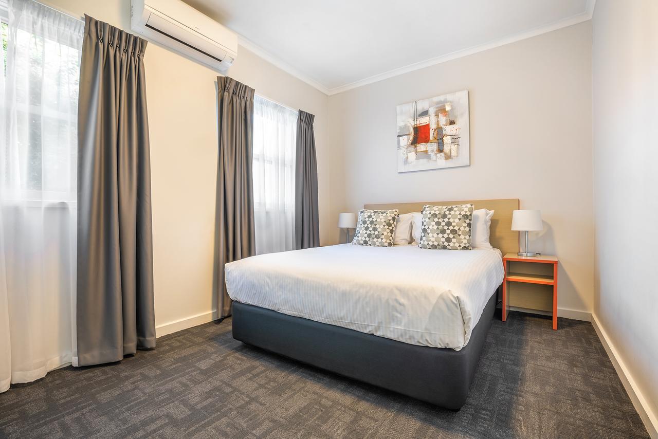 Hotel Nightcap At Ferntree Gully